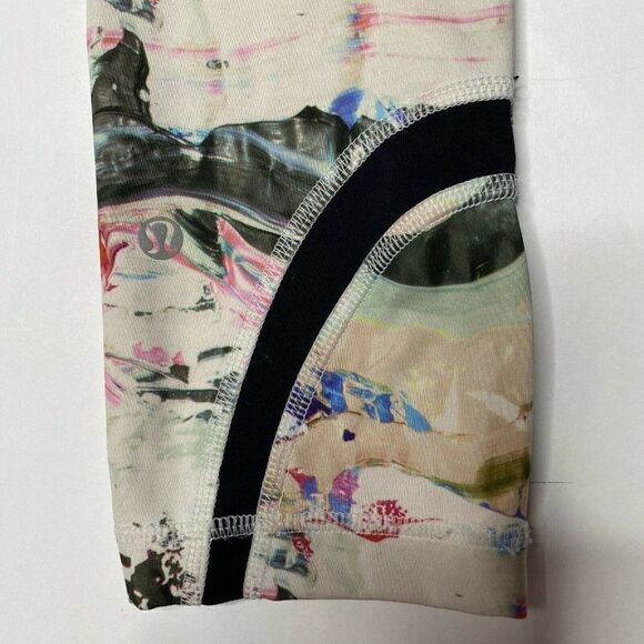 Lululemon Run Inspire Crop Pigment Wave Multi Luxtreme Size 2 21" Inseam - Picture 8 of 9